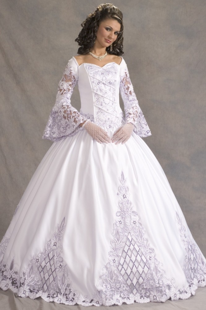 Пышное кружевное свадебное платье. Тренды и направления в Свадебной моде 2014-2015
