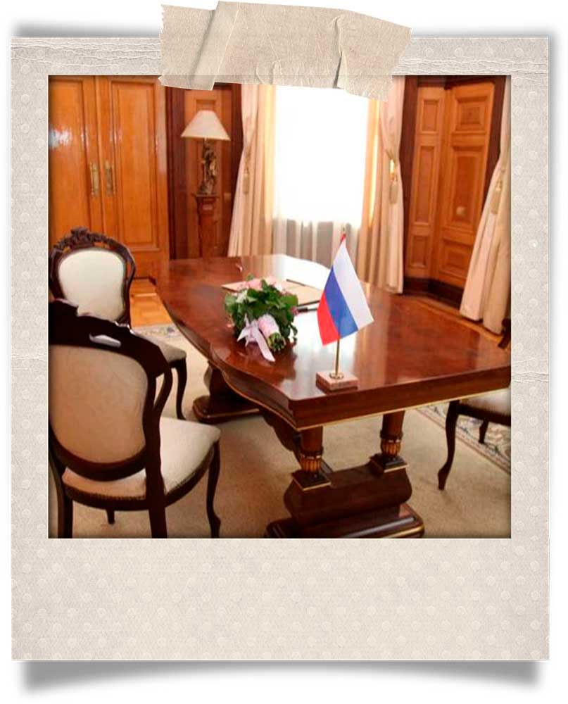 Замоскворецкий ЗАГС стол в зале фото